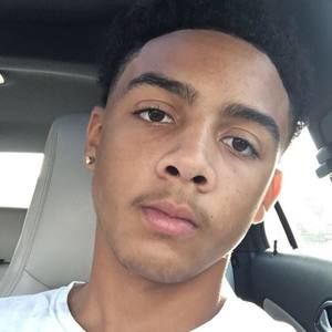 Meet your Posher, Xavier